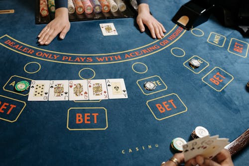 Ladylucks Slot Features & Casino Insights