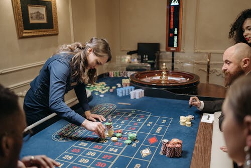 Ladylucks Layar: Slot Game Insights